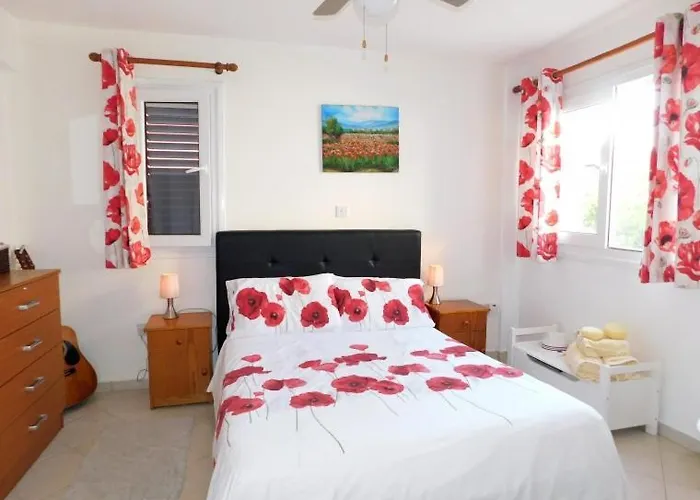 Beautiful Regina Gardens Lejlighed Paphos