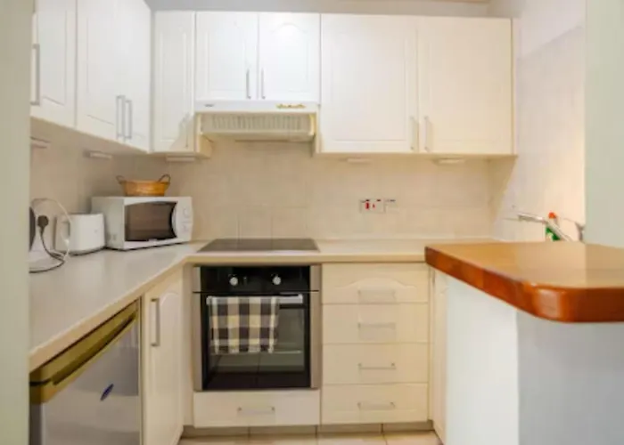 Beautiful Regina Gardens *