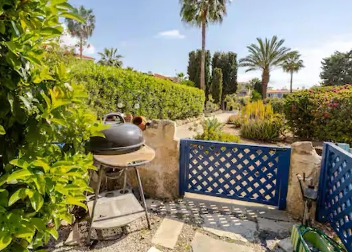 Beautiful Regina Gardens *